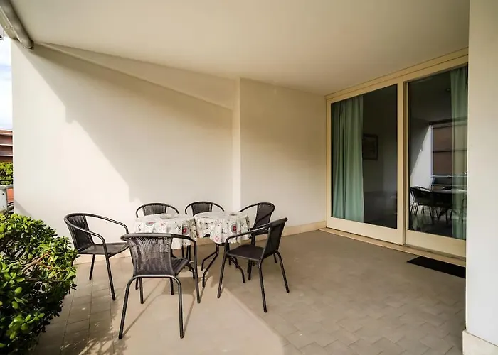 5 Min From Trastevere Chic Appartamento Roma